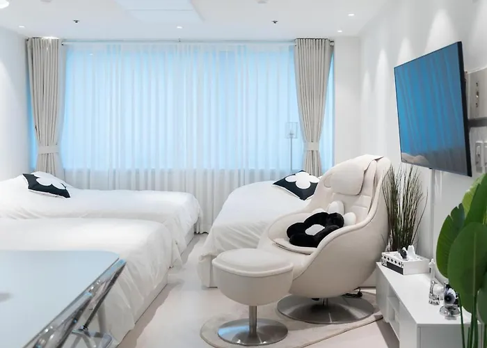 New Hongdae Stn 30sec #massage Chair #netflix #purifier V *